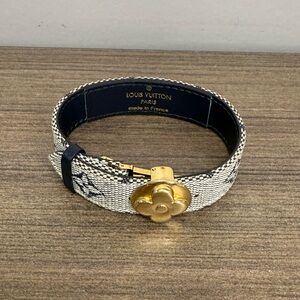 Louis Vuitton Monogram Mini Lin Idylle Good Luck Bracelet